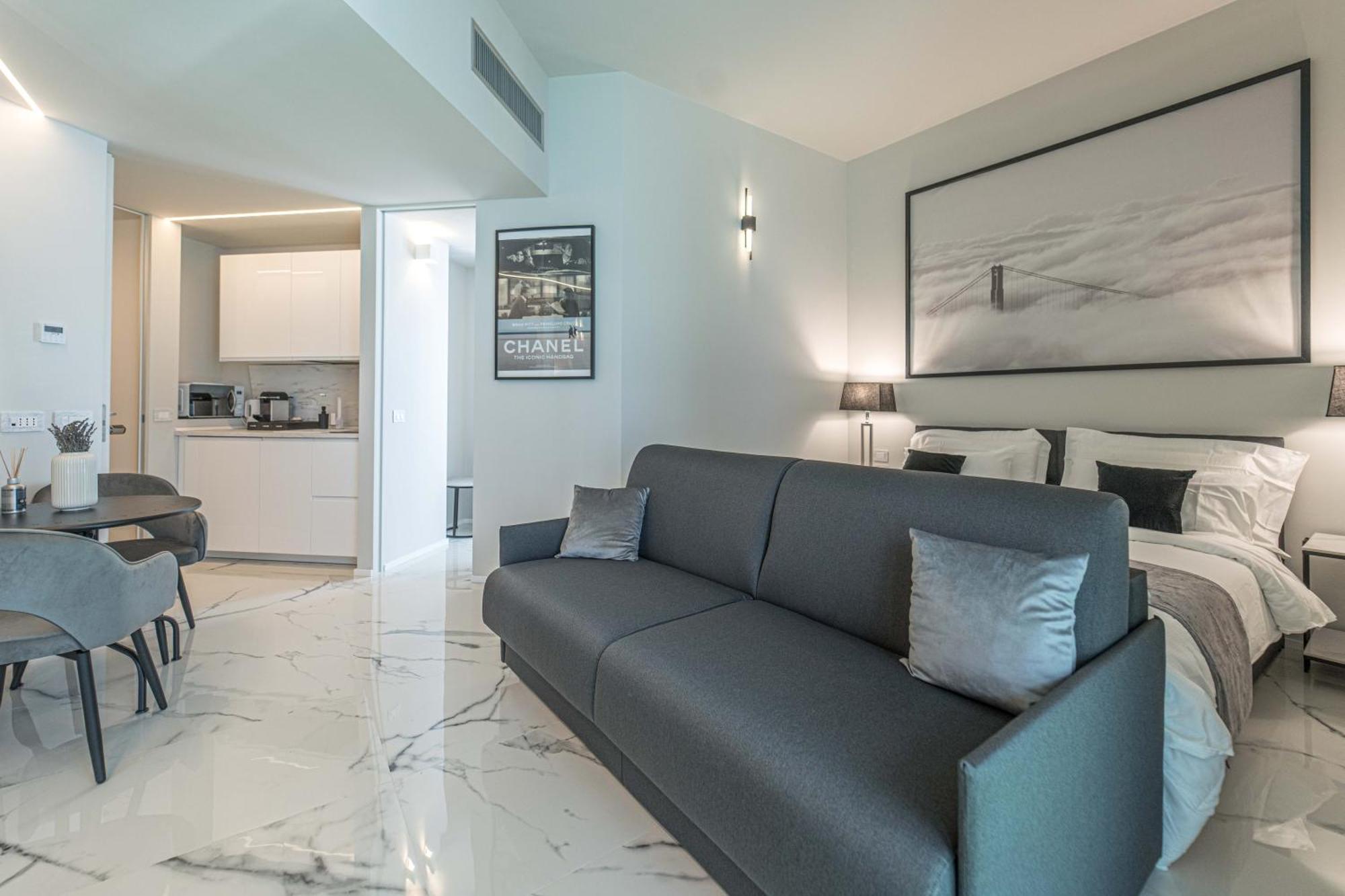 Moscova Luxury New Suite Milán Exterior foto