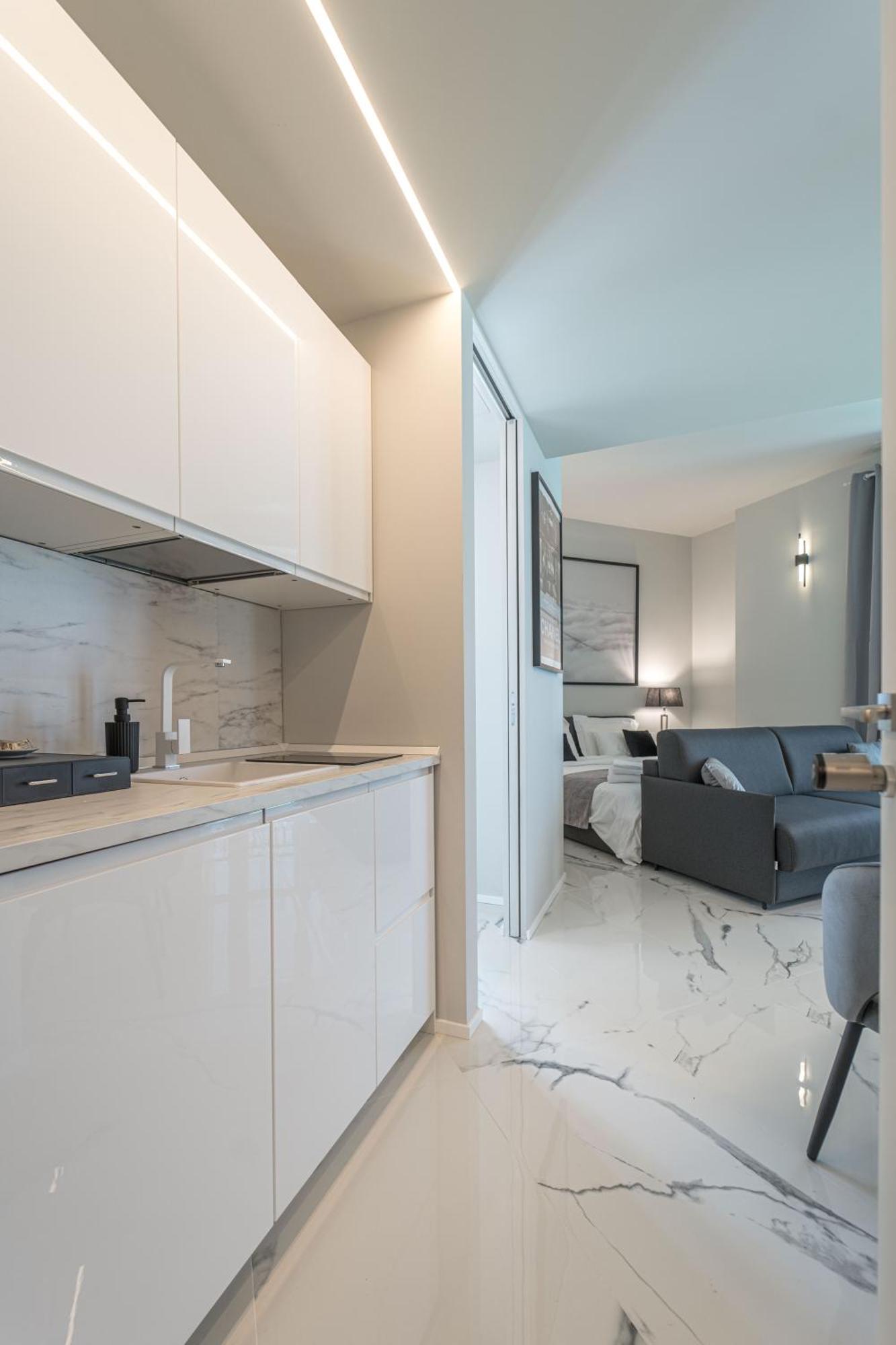 Moscova Luxury New Suite Milán Exterior foto